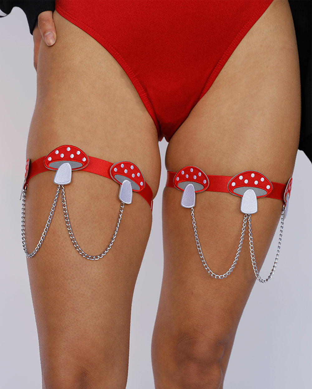 Shroomy Chain Pair Leg Garters